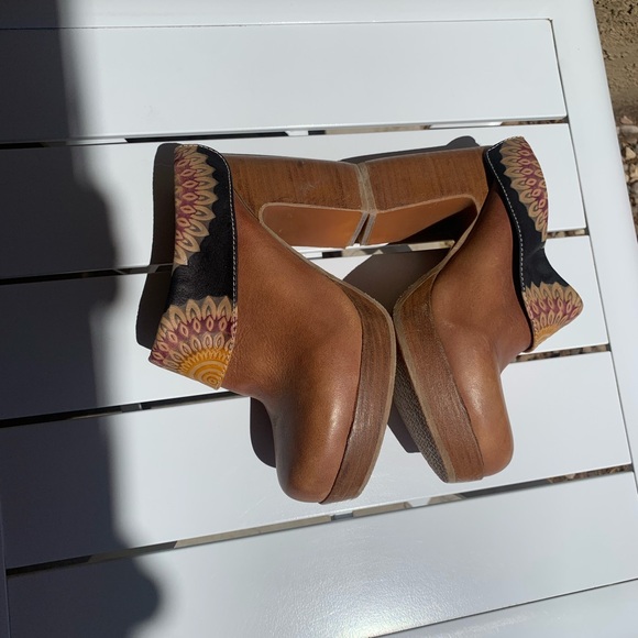 L’Artiste Spring Step Ursula brown leather clogs size 5 ( European 35) - Picture 11 of 16